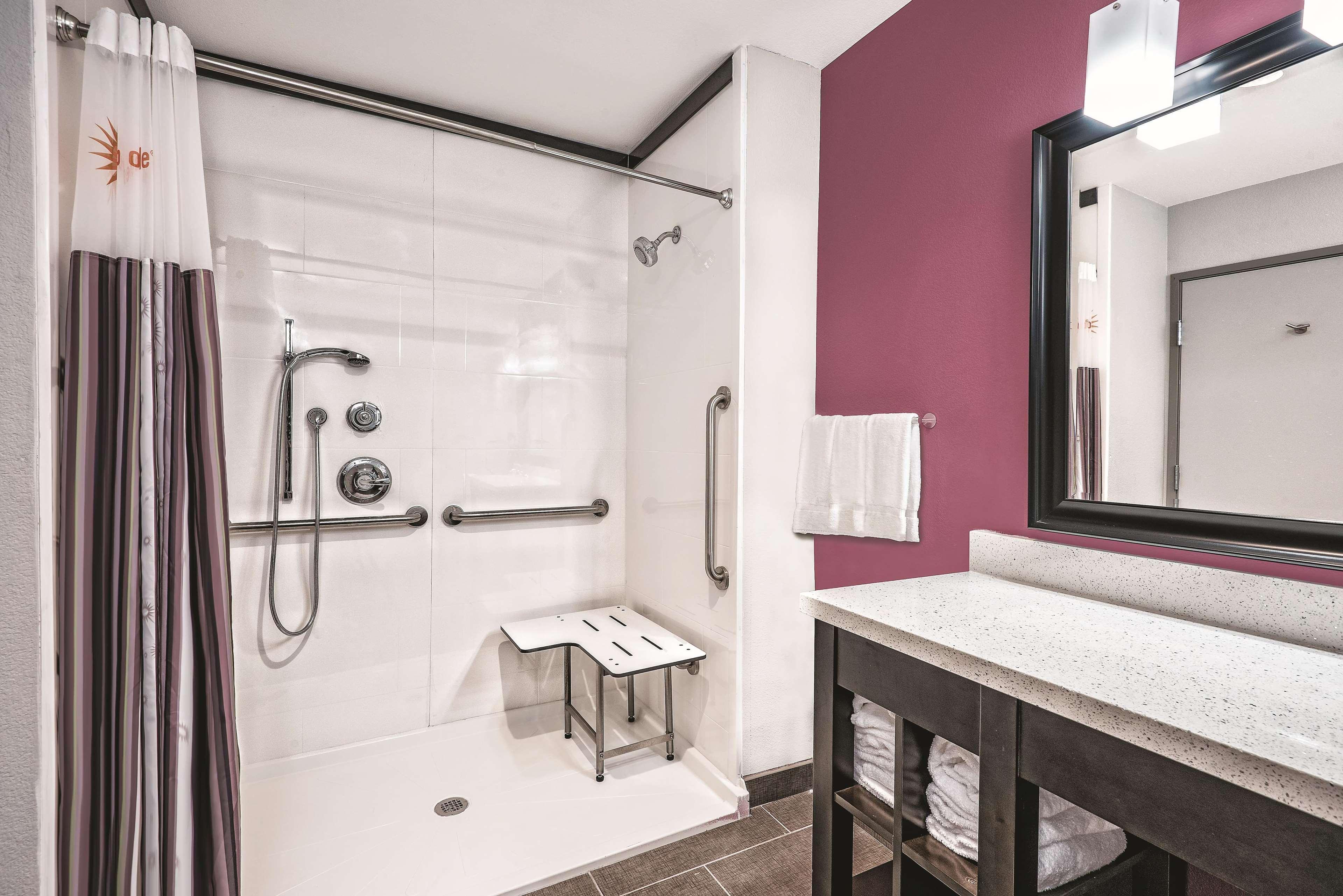 La Quinta By Wyndham Dallas Grand Prairie North Экстерьер фото