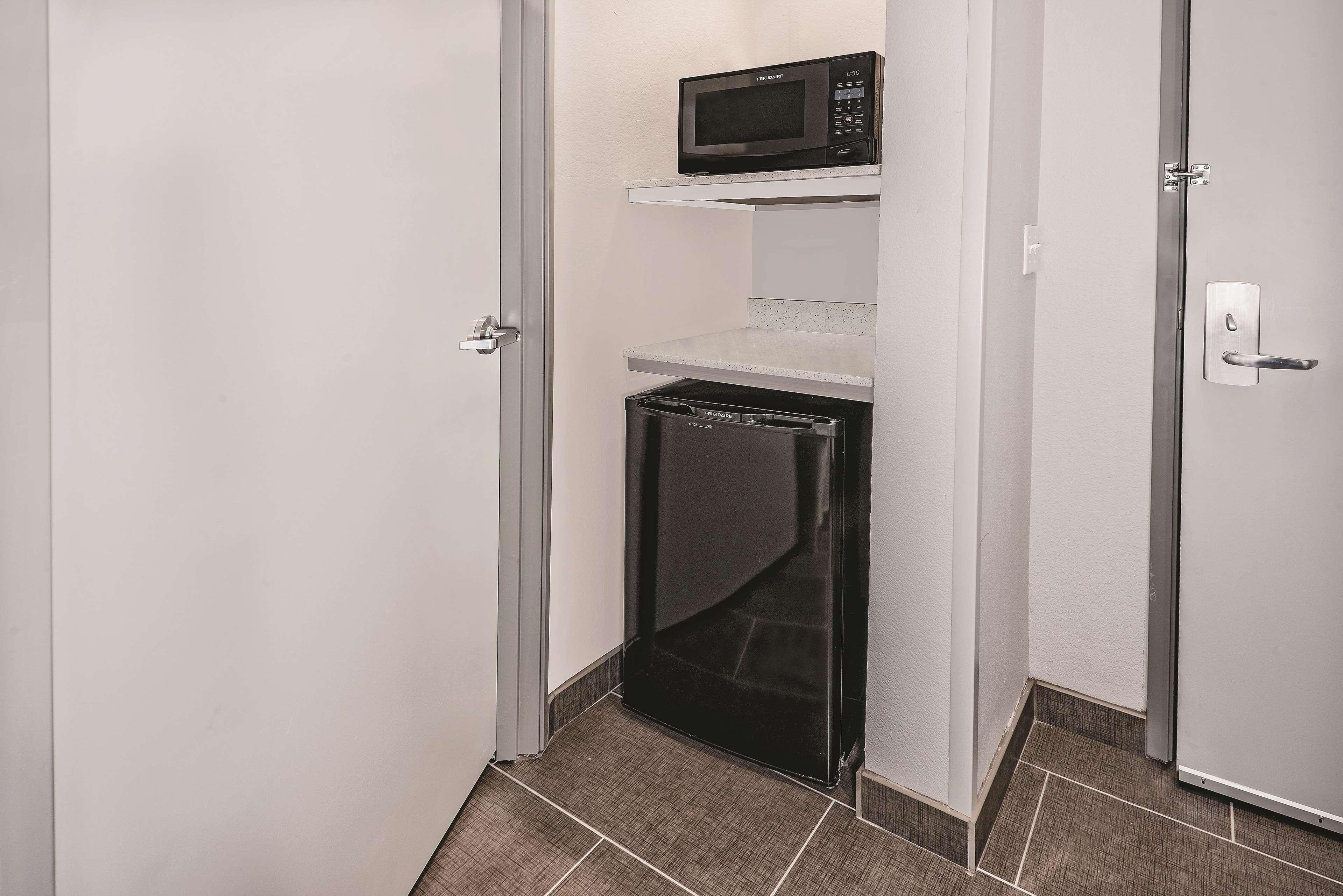 La Quinta By Wyndham Dallas Grand Prairie North Экстерьер фото