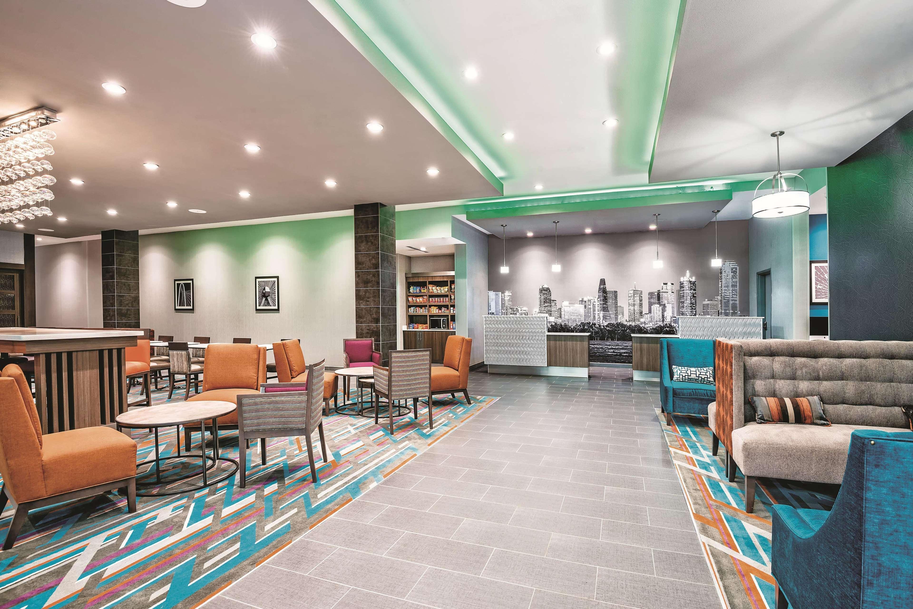 La Quinta By Wyndham Dallas Grand Prairie North Экстерьер фото